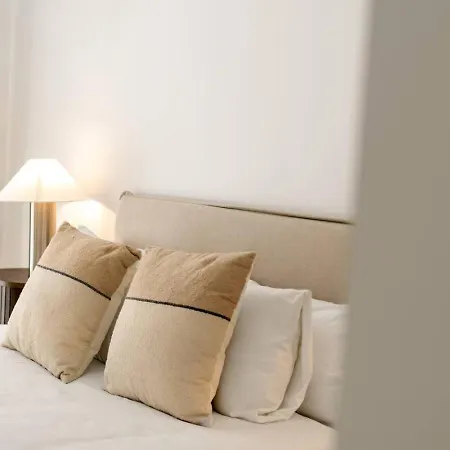 1br Beachfront - Walk To Center And Marina * Estepona